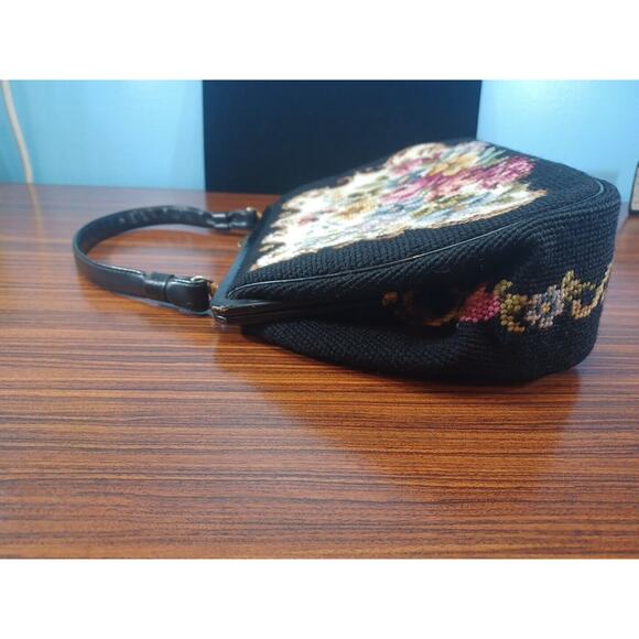 Vintage Needlepoint Embroidery Floral/Flowers Purse Handbag Top Clasp W/Receipt - Picture 5 of 14